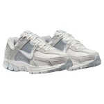 Nike Zoom Vomero 5 Pure Platinum Platinum Tint Wolf Grey Summit White (Women's) - Image 2