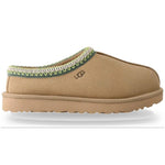 Tan slipper with green trim on a white background - Image 7